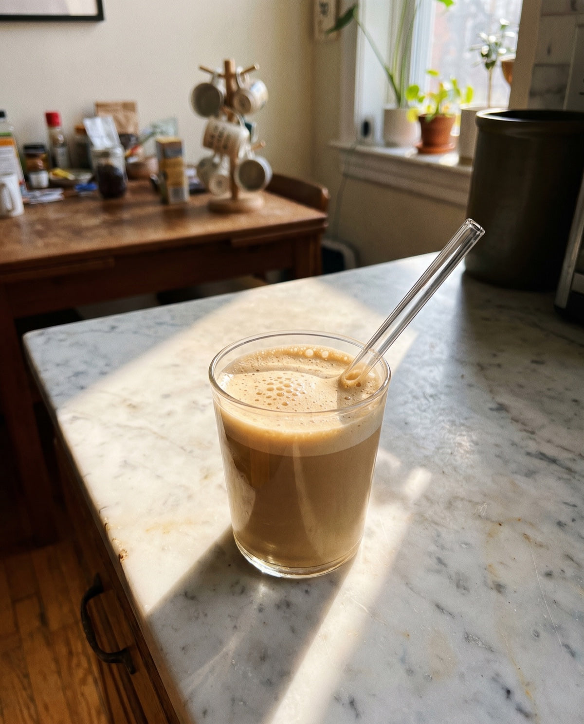 Meine Morgen während des Tests — cremiger Pilzkaffee und die Siegermischung.