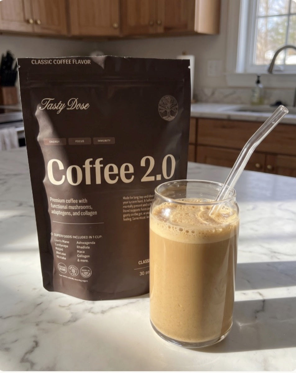 Coffee 2.0 von Tasty Dose: eine Packung und ein Glas Kaffee